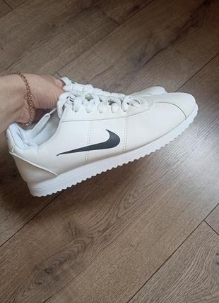 Продам новые кеды