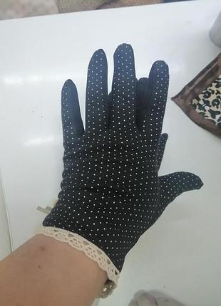Тоненькі рукавички