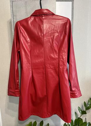 Платье мини красное, экокожа,новое2 фото