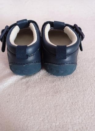 Тапочки-сандали от бренда start-rite.6 фото