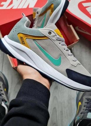 Зручні літні кросівки nike air