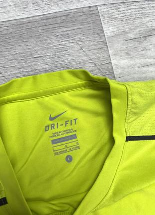 Nike dri-fit футболка 152-158 см 12-13 yrs l размер детская2 фото