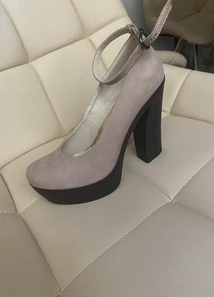 Туфлі жіночі, нубук