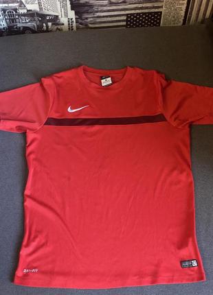 Футболка nike dri-fit