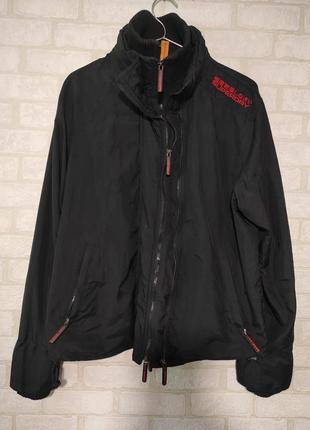 Стильна куртка демісезонна. бренд superdry japan