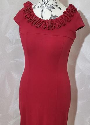 Великолепное платье