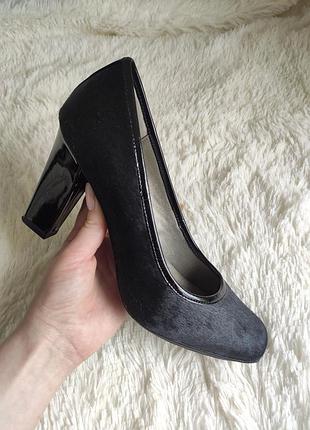 Кожаные туфли, пони, меховые туфельки me too)))