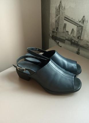 Босоніжки clarks (5d/38)3 фото