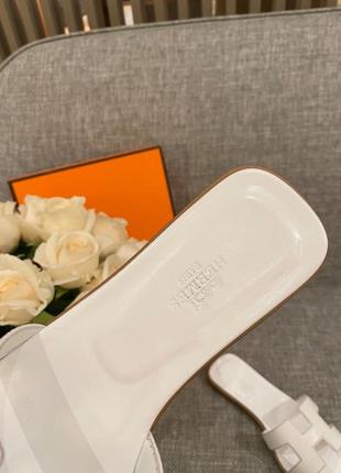 Женские белые кожаные шлепанцы в стиле  hermes гермес оран эрмес oran  повседневные шлепки8 фото