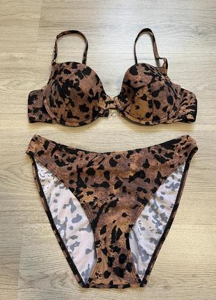 Купальник в анималистический принт