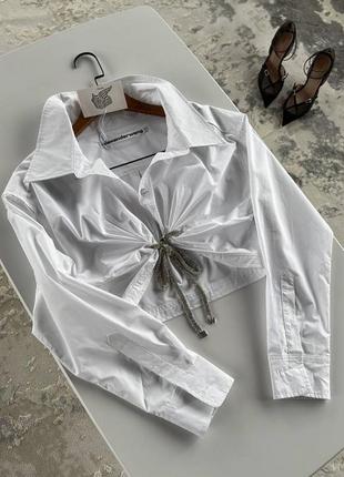 Белая укорочённая рубашка блузка с камнями ванг wang