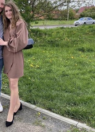 Продам платье размер s