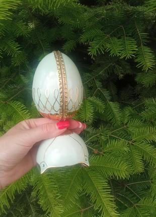 Продам фарфоровое музыкальное яйцо с серийным номером2 фото