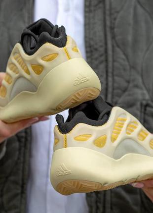 Жіночі кросівки adidas yeezy boost 700 v3 azael 37-38-39-412 фото