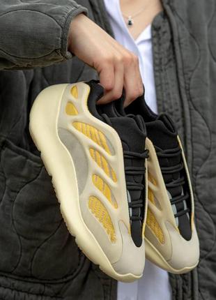Жіночі кросівки adidas yeezy boost 700 v3 azael 37-38-39-414 фото