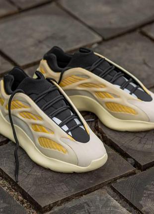 Жіночі кросівки adidas yeezy boost 700 v3 azael 37-38-39-418 фото