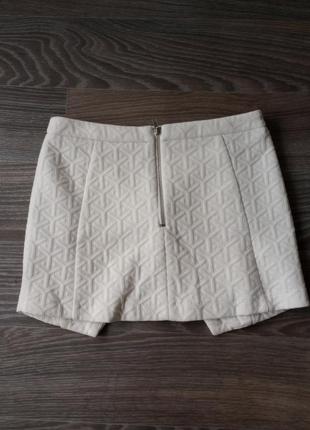 Оригинальная юбка мини молочного цвета2 фото