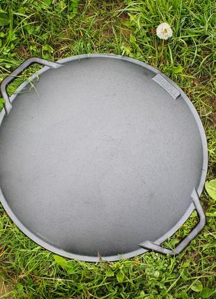 Садж сковорода чавунна 45 см з підвіскою для розведення вогню7 фото