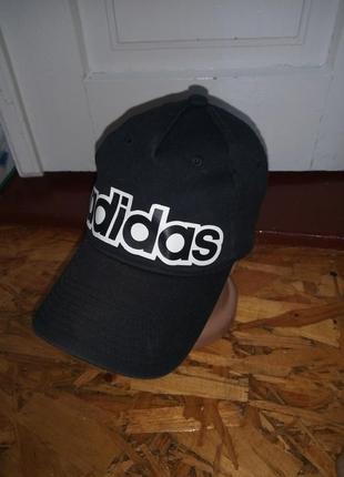 Котонова кепка adidas