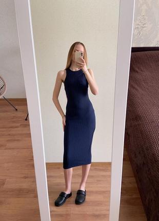 Темно синее платье длины миди3 фото