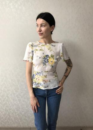 Нежная блуза в цветы с открытой спинкой warehouse 💐2 фото