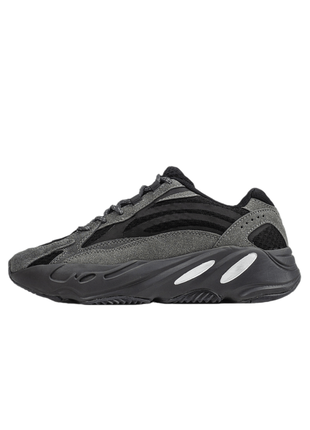 Чоловічі кросівки adidas yeezy boost 700 gray.