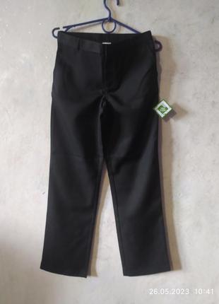Штани шкільні 10-11 років