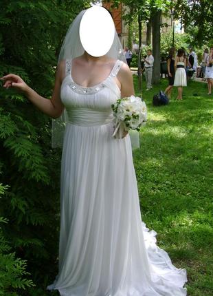Продам весільну сукню white one