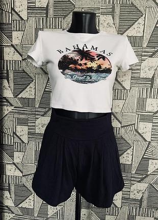 Стильный street style комплект кроп- топ и шорты- бермуды bershka & oysho.