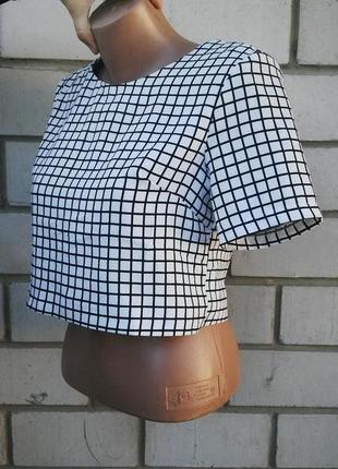 Укороченная блузка,футболка,свитшот с замочком по спинке  urmoda