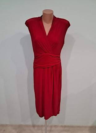 Стильное платье