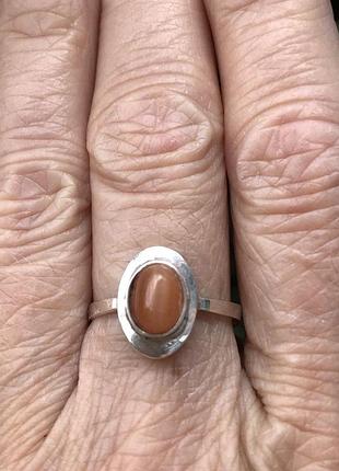 Кольцо серебряное с улекситом п225, 18 размер