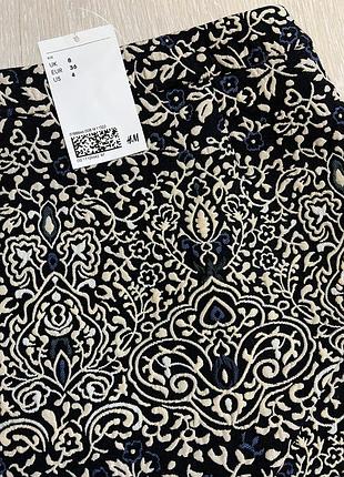 Очень красивая и стильная брендовая юбка.