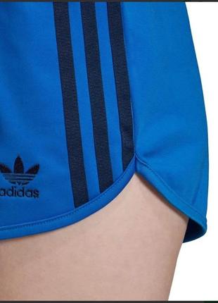 Шорты женские adidas.2 фото