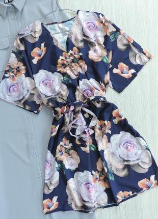 Нова сукня в квітковий принт