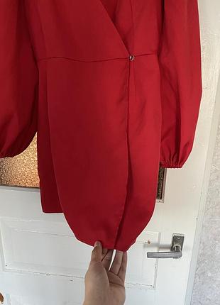 Червона сукня 8