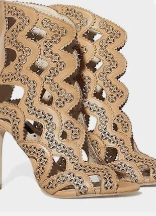 Босоніжки жіночі шкіряні. босоніжки zara. босоніжки на каблуку