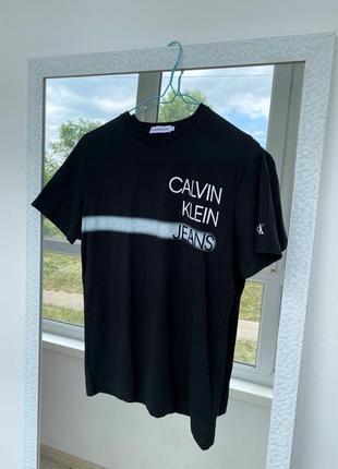 Футболка calvin klein jeans