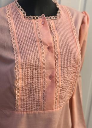 Красивая,персиковая ночнушка