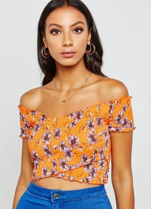 Яскравий літній топ