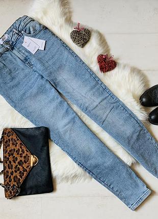 Джинси slim з високою посадкою reserved