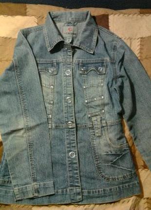 Джинсовая куртка,жакет