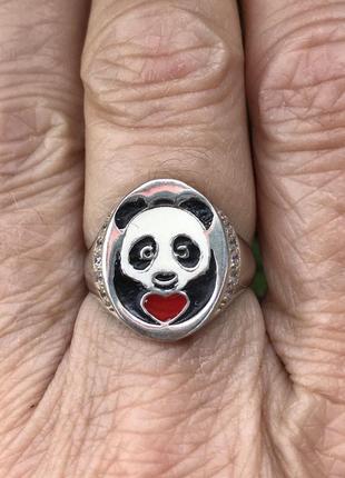 Кольцо серебряное панда 162535, 17 размер