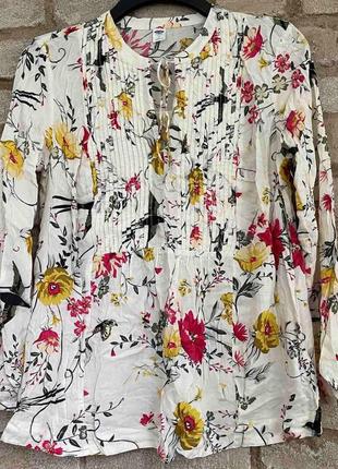1, красива квіткова блузка old navy зі зборочками розмір м5 фото