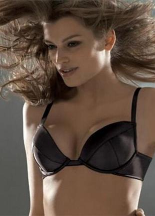 Атласный сатиновый бюстгальтер wonderbra