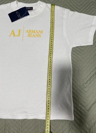 Базовая белая футболка в стиле armani jeans5 фото