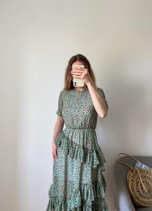 Шифоновое платье миди в цветочный принт с рюшами4 фото