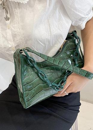 Женская маленькая сумка через плечо багет рептилия крокодиловая кожа зеленая4 фото