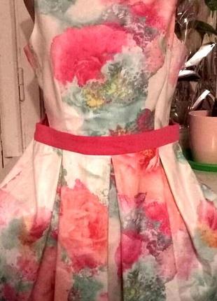 Эффектное платье oasis. размер 14/40. состояние новой вещи.  сток и люкс