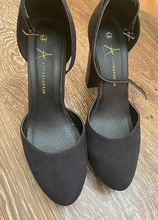 Туфлі жіночі